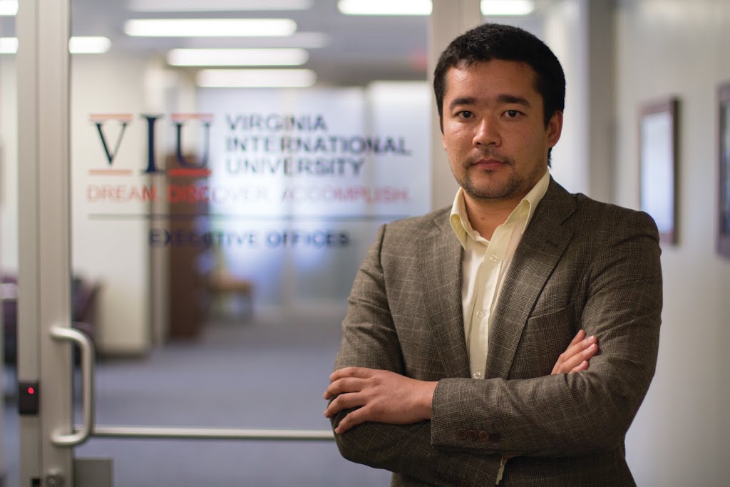 Issue 6: When an Entrepreneur Becomes a Student Issue 6: When an Entrepreneur Becomes a Student