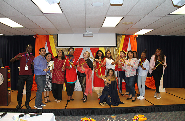 Jashn Club celebrates Diwali and Dussehra at FXUA Jashn Club celebrates Diwali and Dussehra at FXUA